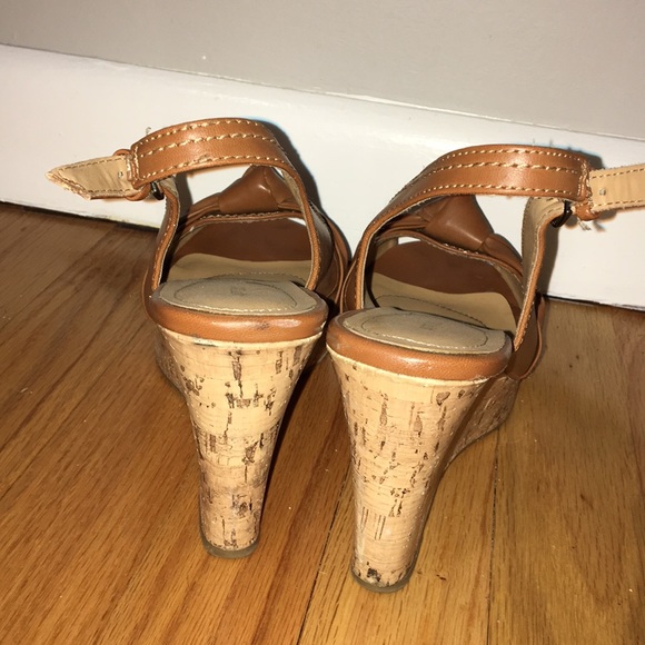 Tan Wedges - Picture 4 of 4